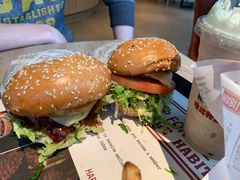 -The Habit Burger Grill 哈比特汉堡(复兴soho店)