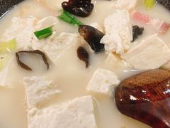 -吃饭皇帝大土家民族菜(正大广场店)