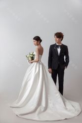 -雨墨婚纱摄影工作室