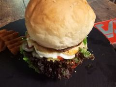 -HIGH FIVE哈福手工汉堡(桂林路店)