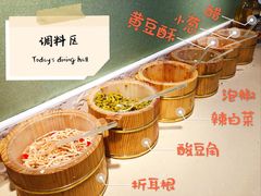 -丽丽三鲜螺蛳粉(田林路店)
