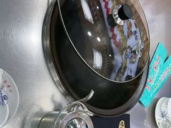 -屯老二农家铁锅炖·行业领军者(梅江店)