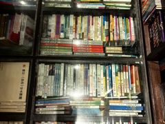 -钟书阁(松江泰晤士小镇店)