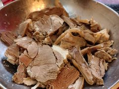 -老石黑山羊毛驴肉火锅(金凯广场店)