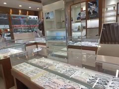 -明月眼镜(三坝店)
