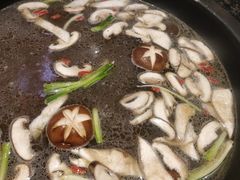 -井格重庆火锅(临平银泰城店)