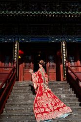 -雪中彩影婚纱摄影·微光艺术中心