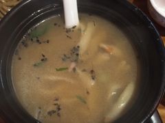 -德居源