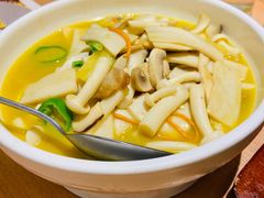 金汤杂菌煲-楚山晓·湖北菜(武汉光谷K11店)