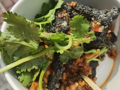 黑色经典臭豆腐-黑色经典臭豆腐·湖南特产(步行街店)