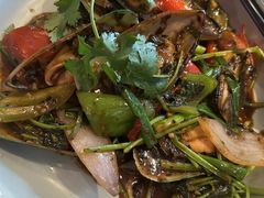 -大头虾越式风味餐厅(光明广场店)