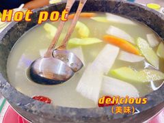 -墨脱石锅椰子鸡•海鲜糟粕醋(榆亚路店)