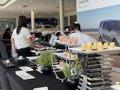 -上海伟杰·捷豹路虎4S店(闵行店)