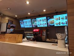 -蒙自源米线大王(东站店)