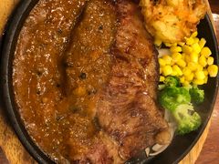 -玛格萝妮比萨屋(四平店)