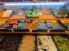-牛YO寿喜烧·铁板烧和牛火锅自助(市府恒隆店)