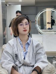 -十六番发型师事务所
