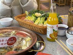 -阿婆情腊排骨火锅(金虹路店)