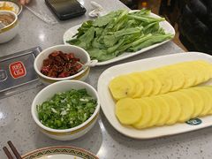 -西部马华清真兰州牛肉面·烧烤夜市(关东店)