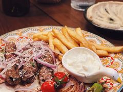 土耳其牛肉混盘-Uncle Kosto科斯托·中东菜