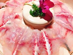 丽江斑鱼片-老牌坊云南鱼豆花火锅(爱建店)