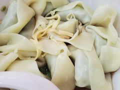 荠菜馄饨-朱新年·苏式汤团·面点(北寺塔店)
