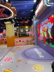 -LuckyStar幸运星家庭娱乐中心(东莞国贸店)