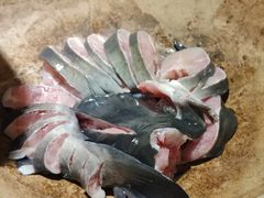 -渔珺石锅鱼·云南菜(天泽街店)