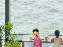 -抱抱地球咖啡馆(国家海洋博物馆店)