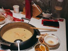 -三人行骨头王火锅(长寿店)