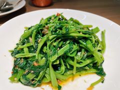 -默加东南亚美食(大宁音乐广场店)