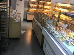 面包甜点陈列柜-超港·蛋糕面包(龙河路店)