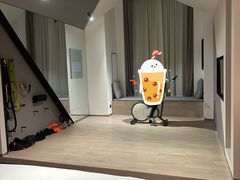 -上海虹桥中心爱琴海亚朵S酒店