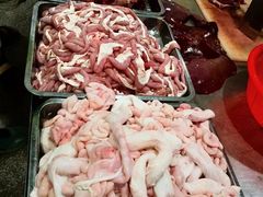 -标记美食新鲜猪杂(兴南大道店)