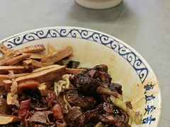 -梅溪·小伙子干挑面(安吉总店)