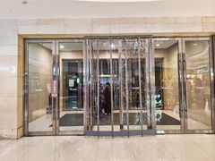 -瑞幸咖啡(临海市银泰城店)