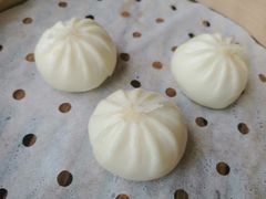 小笼包子-小六汤包砂煲菜(文景路店)