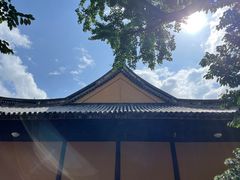 -龙华寺