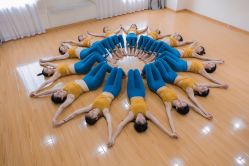 -亚太瑜伽普拉提学院