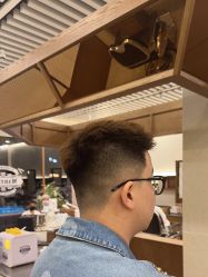 -MARTIN'S BARBER SHOP男士理发馆