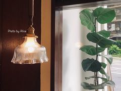-Café Monson