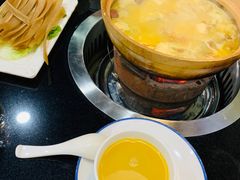 -港迹·鲜围煮海鲜火锅(湖州时代广场店)