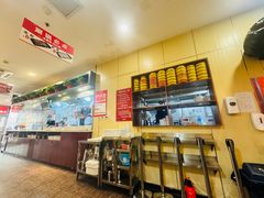 -南城香·饭香串香馄饨香(红军营店)