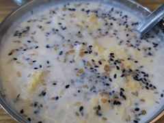 -白翔甜食店