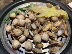 海鲜一箩筐-日进一片海.生腌海鲜火锅.宵夜烧烤(三里屯总店)