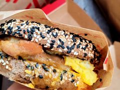 蛋香鸡腿肉贝果-Tims天好咖啡·贝果(锦江国金中心店)