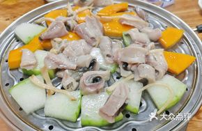 Steam-Steamed Boneless Wuchang Fish