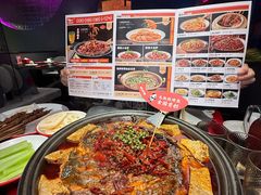 -辣尚瘾·烤鱼·新川菜(牡丹园直营店)