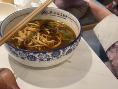 -镇南锅盖面馆(解放路店)