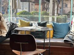 靠窗位-the rug 飞毯 (朝阳公园店)